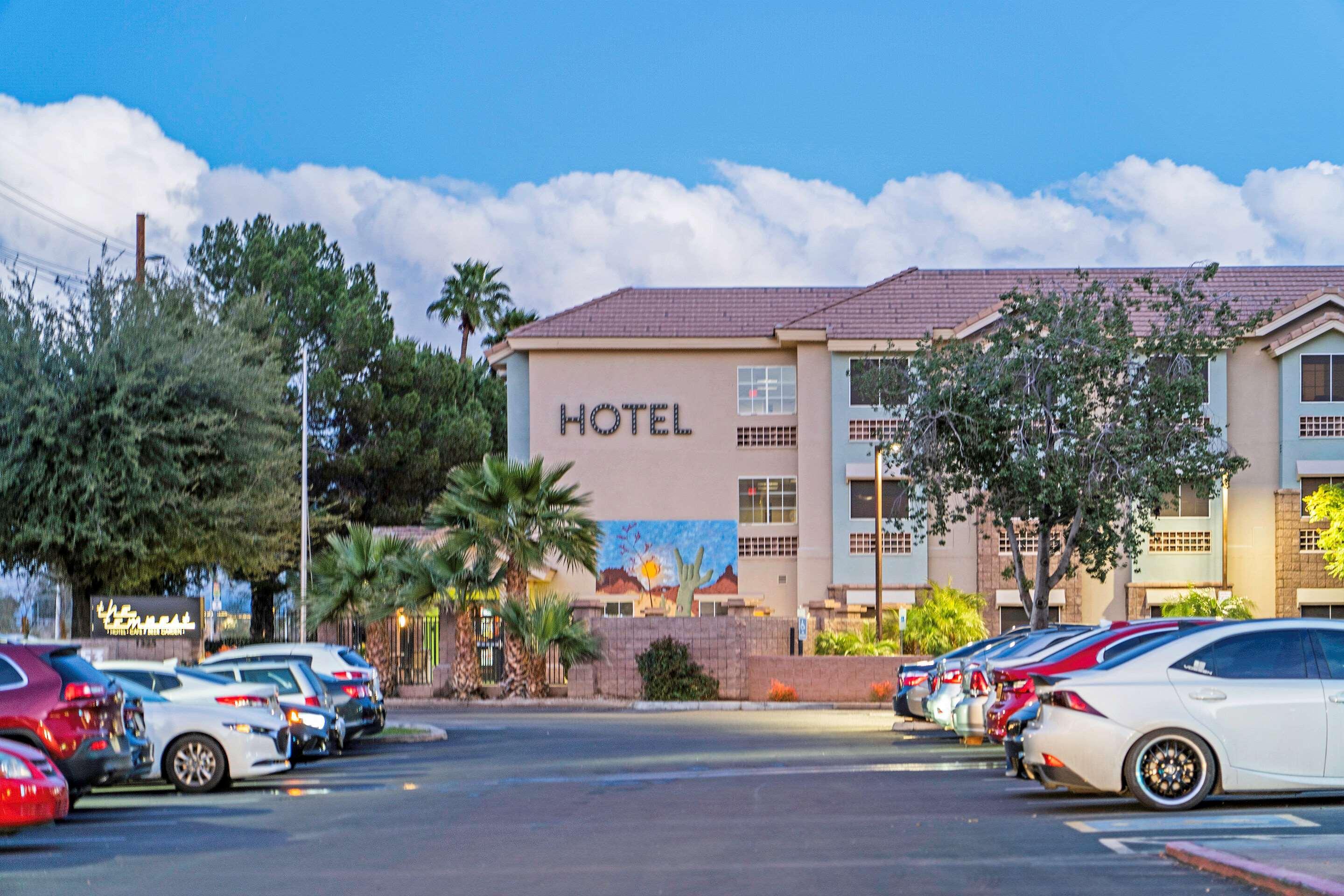 La Quinta Inn & Suites By Wyndham Tempe University, Phoenix Экстерьер фото
