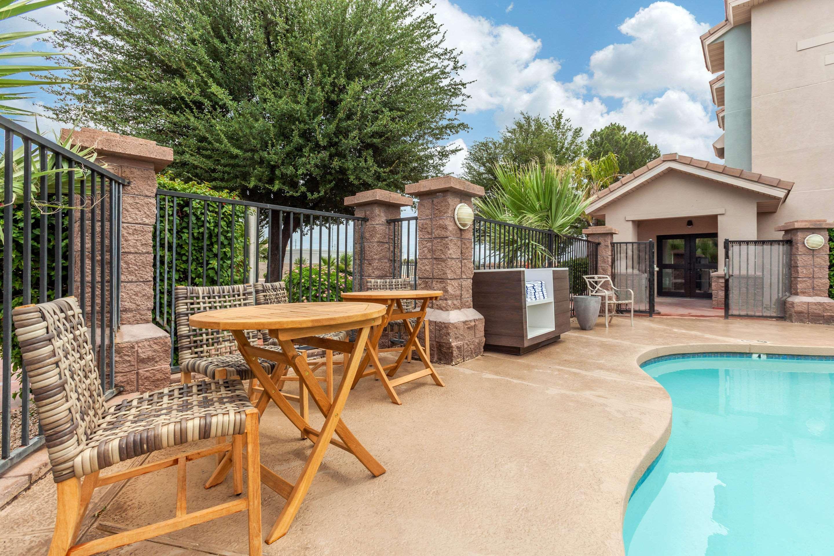 La Quinta Inn & Suites By Wyndham Tempe University, Phoenix Экстерьер фото